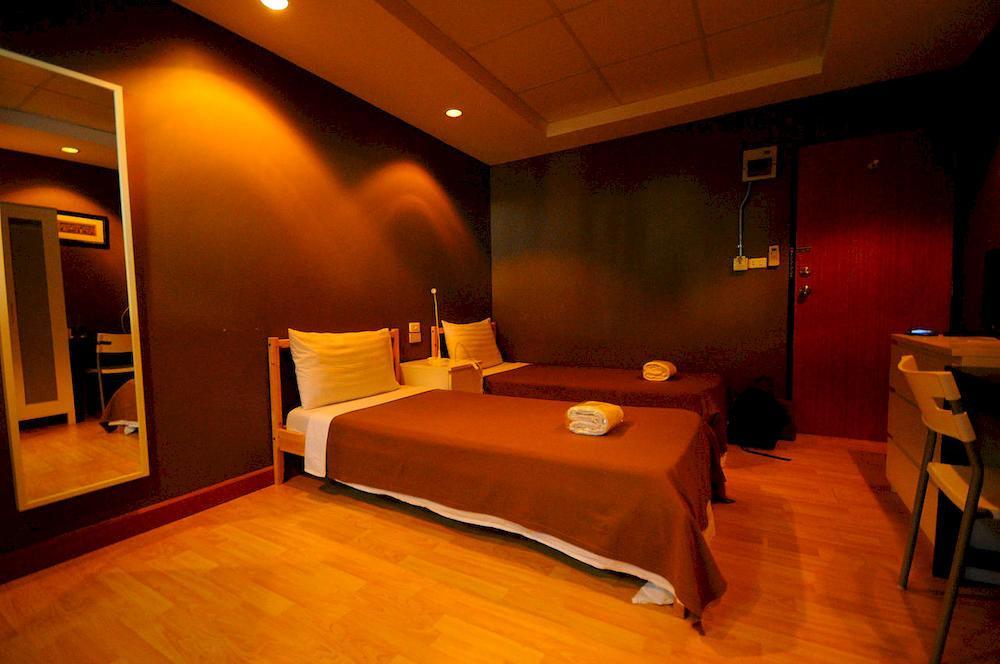 Room@Doze Nonthaburi Extérieur photo